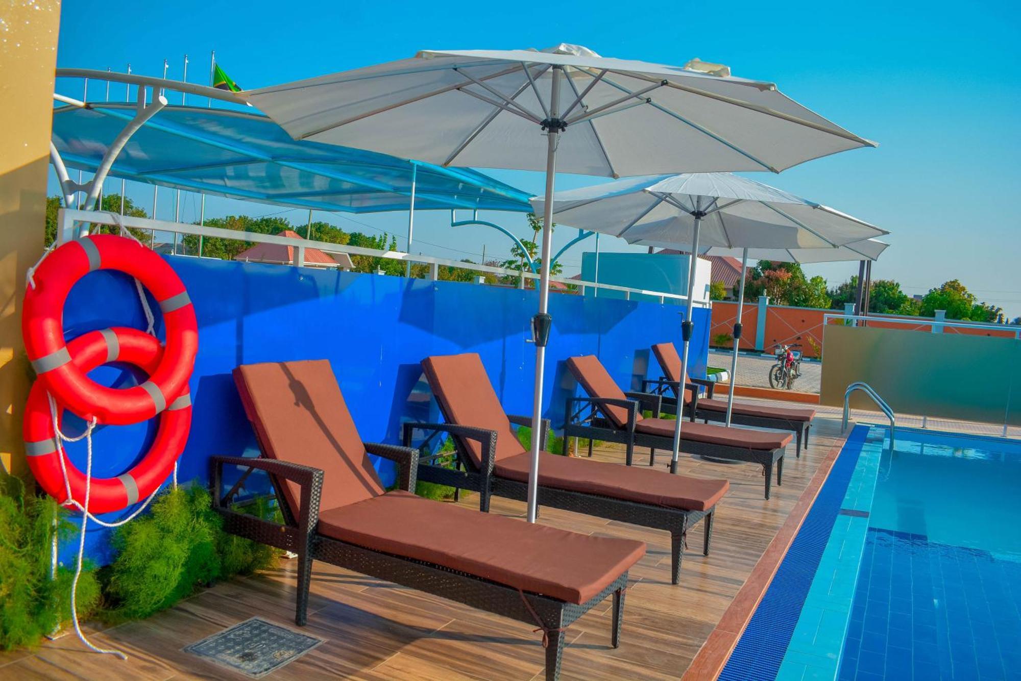 Brand Hotel Додома Екстер'єр фото