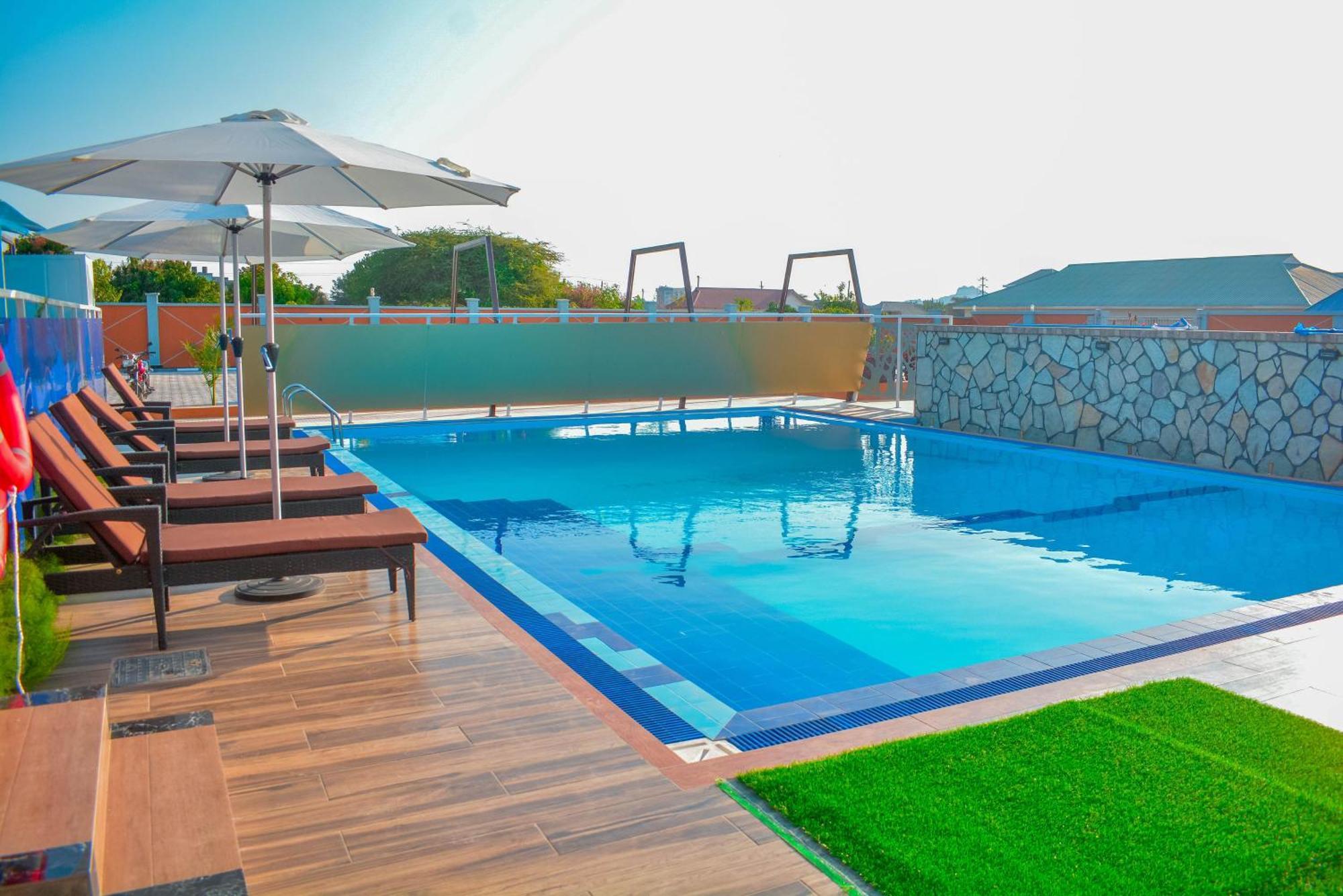 Brand Hotel Додома Екстер'єр фото