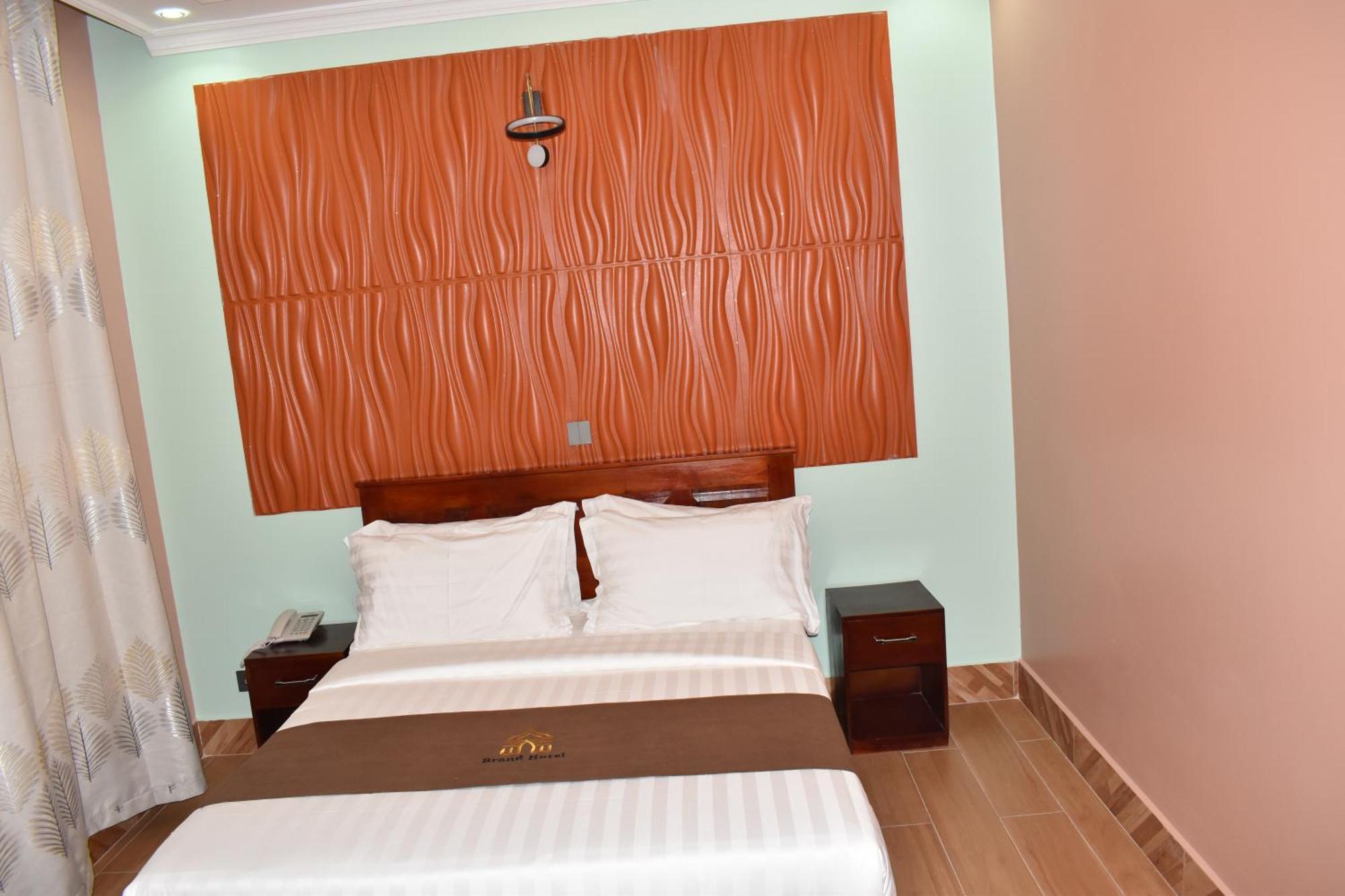 Brand Hotel Додома Екстер'єр фото
