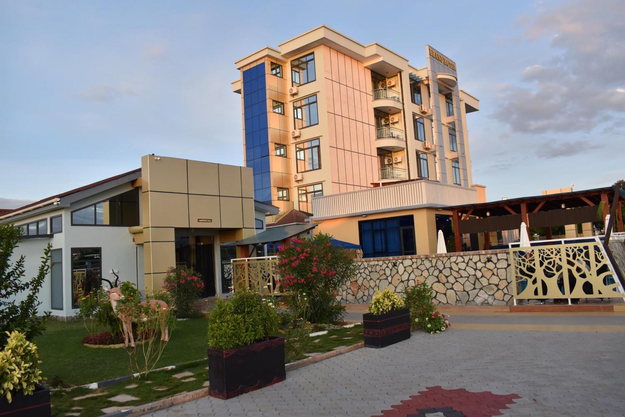 Brand Hotel Додома Екстер'єр фото