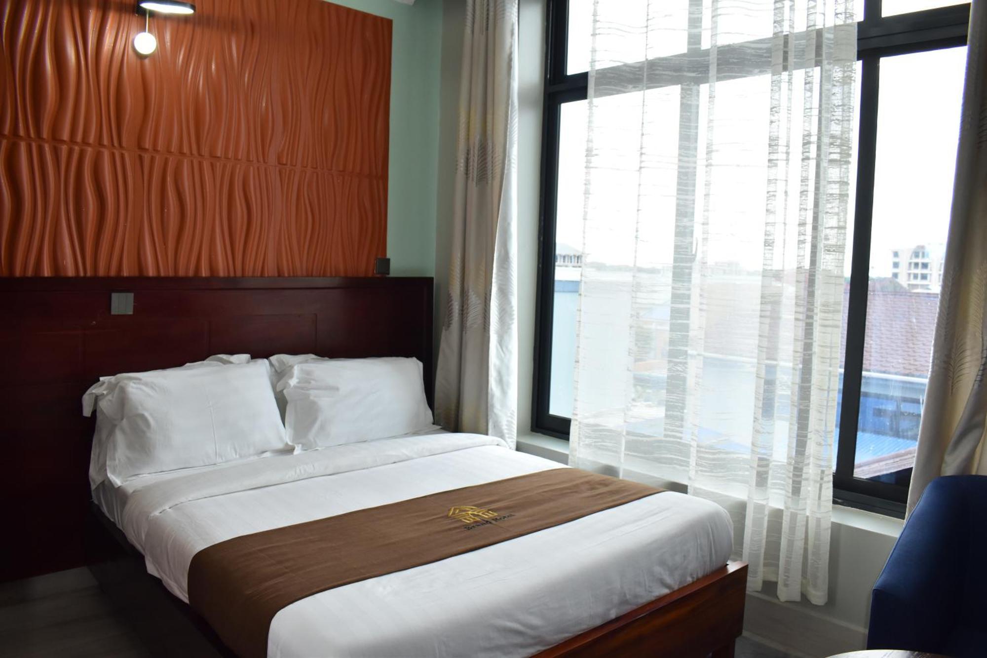 Brand Hotel Додома Екстер'єр фото