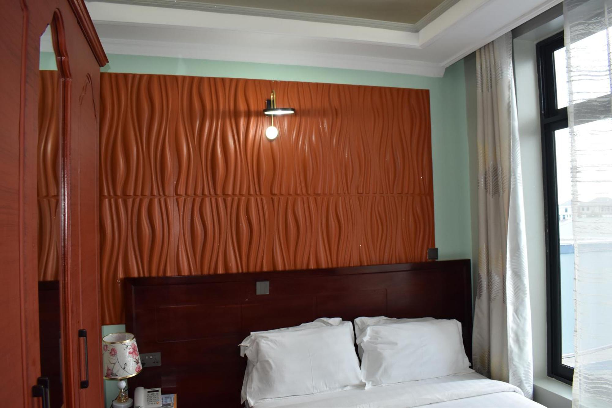 Brand Hotel Додома Екстер'єр фото