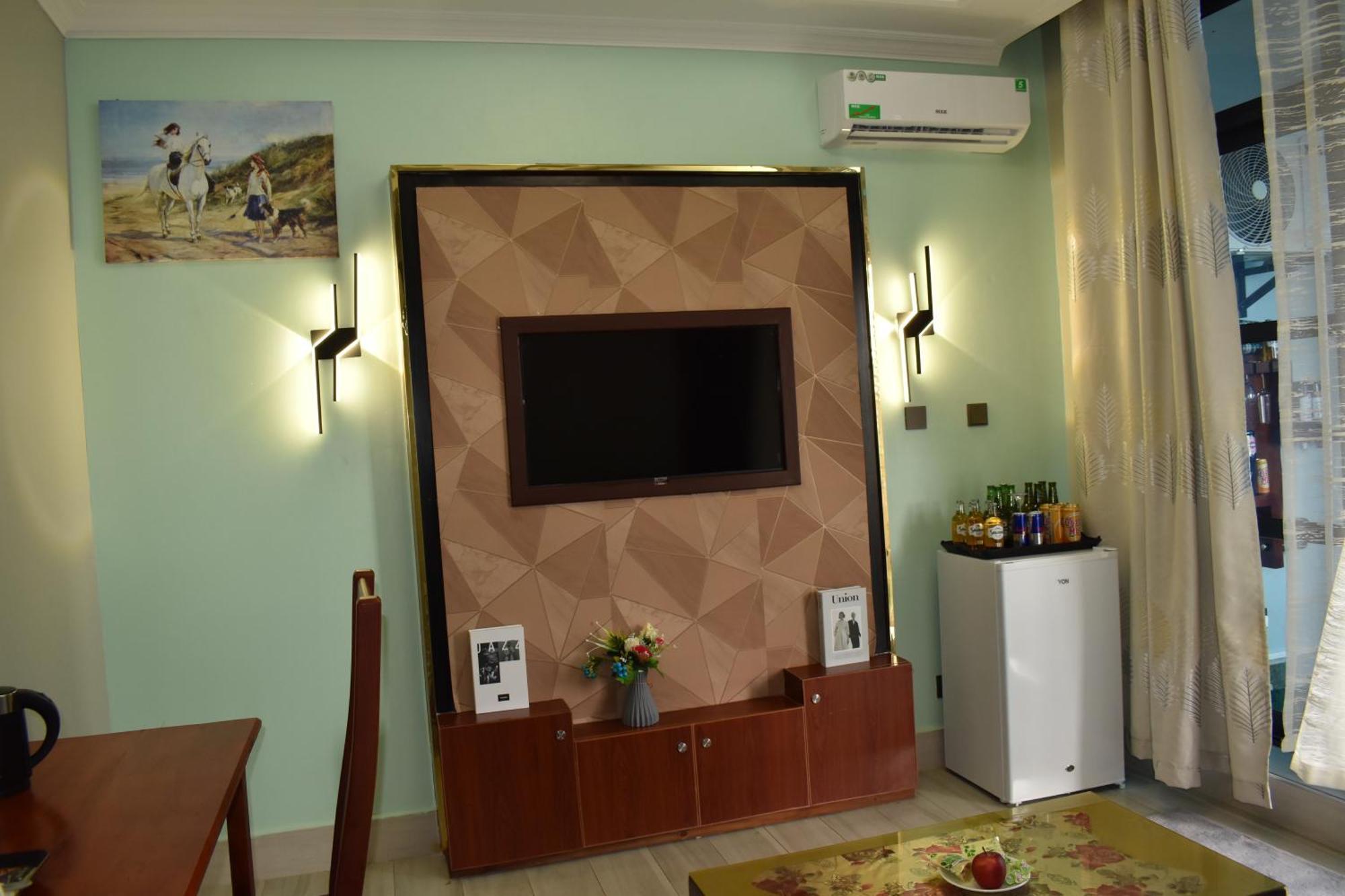 Brand Hotel Додома Екстер'єр фото